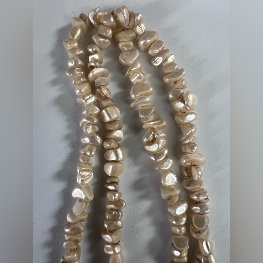 Necklace strand pearlescent champagne pearl nugget rock-like bead double long
